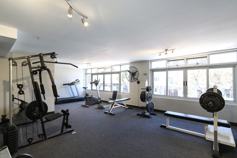 To Let 2 Bedroom Property for Rent in Sea Point Western Cape
